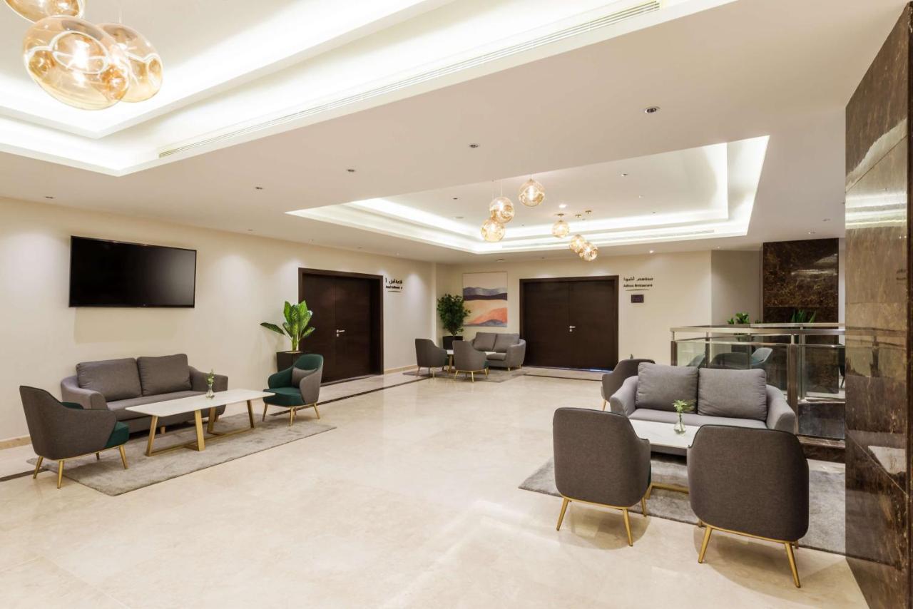 Best Western Plus Al Qurayyat City Center Exterior photo