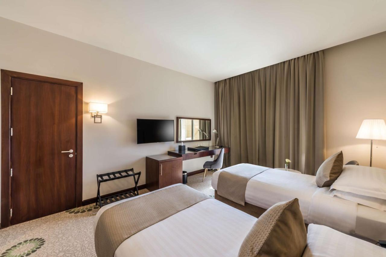 Best Western Plus Al Qurayyat City Center Exterior photo